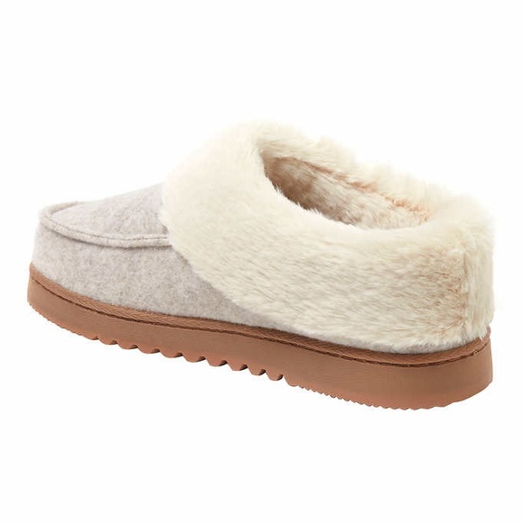 Dearfoams Womens’ Slippers - Picture 2 of 6